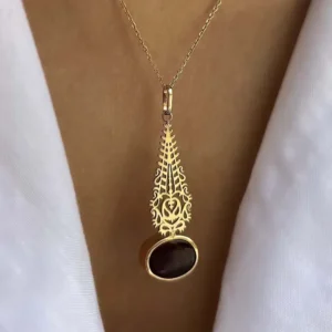 آویز سرو